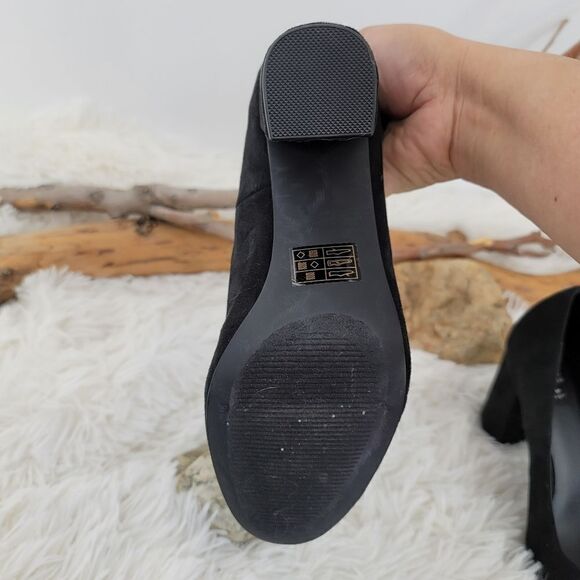 Call it spring suede black pumps - Picture 6 of 9